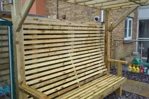 custom-seating-area-pergola-roof-garden-makeover